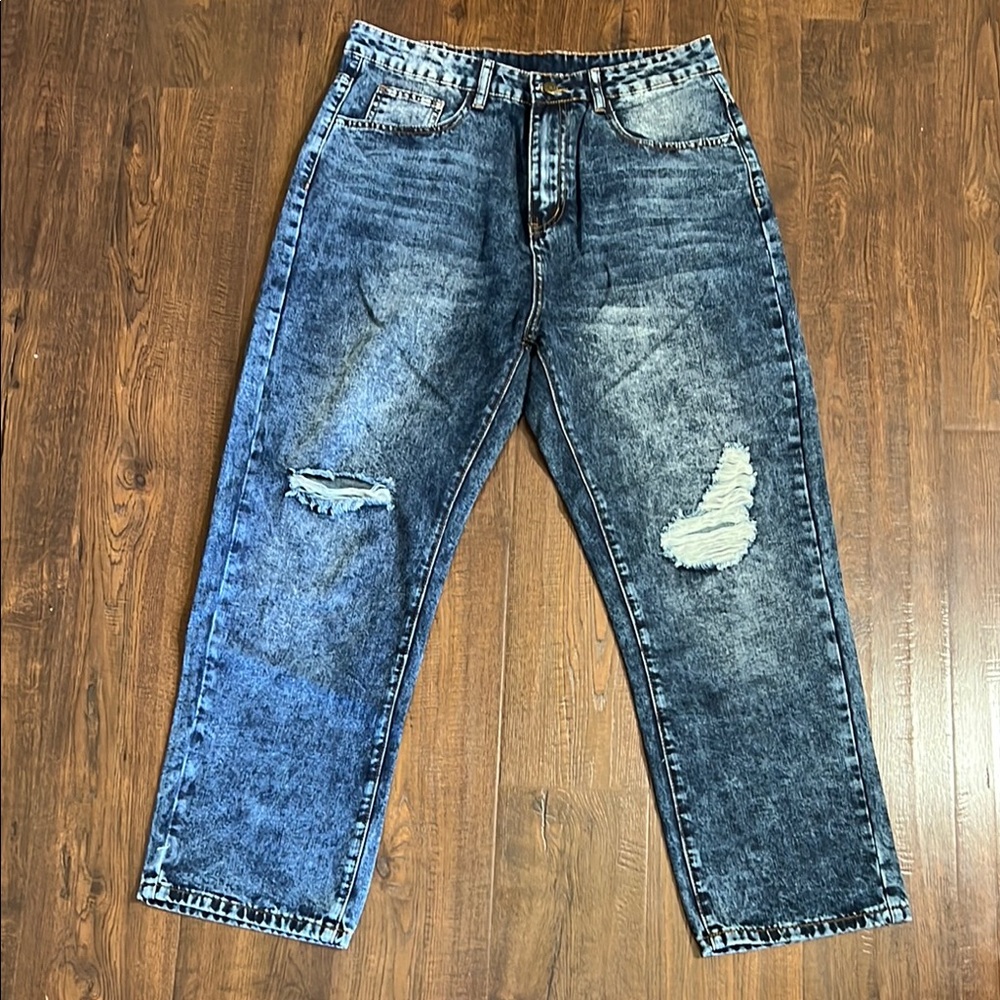 Women’s Distressed Blue Jeans